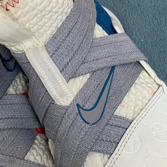 YOUTH NIKE AIR LEBRON SOLDIER XII BASKETBALL SHOES SNEAKERS SIZE 6Y - Picture 4 of 7